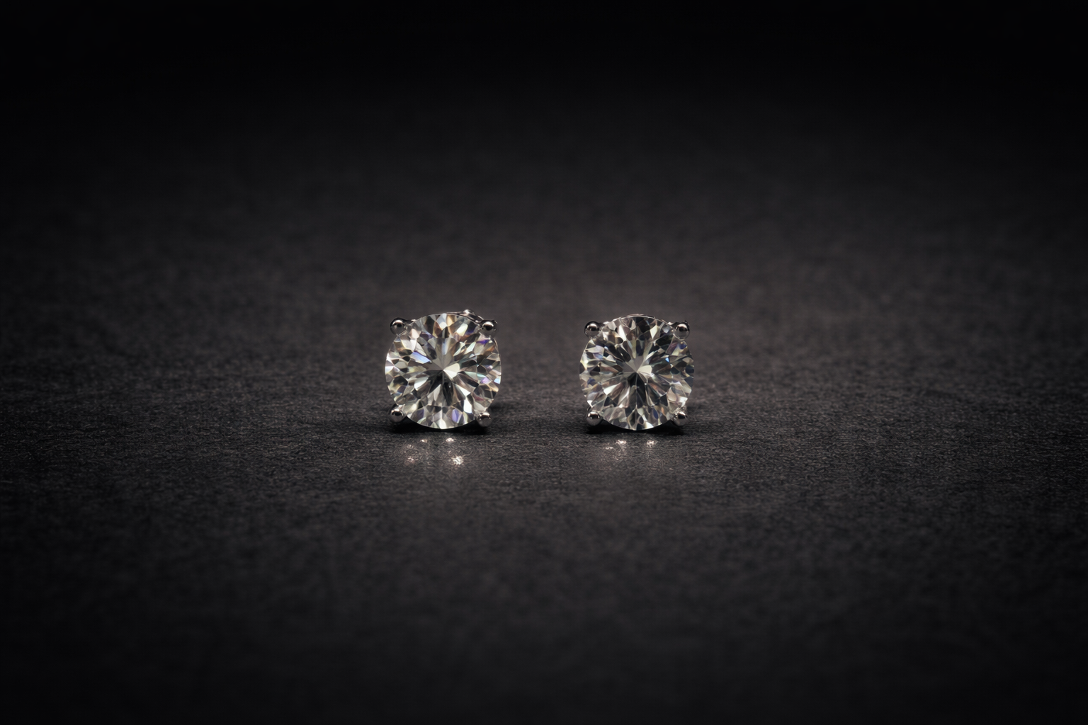 The Whitmore Stud 2ct