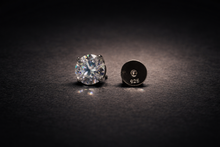 The Whitmore Stud 4ct
