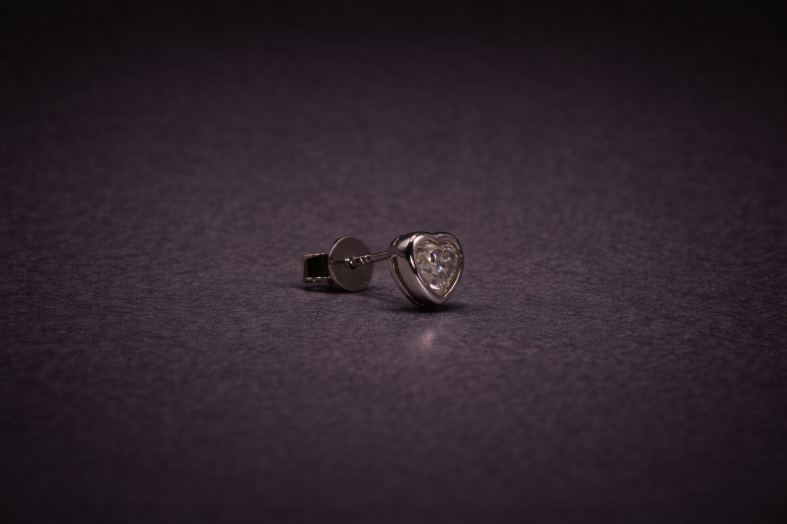The Heart Stud 1.0ct