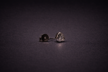 The Heart Stud 1.0ct
